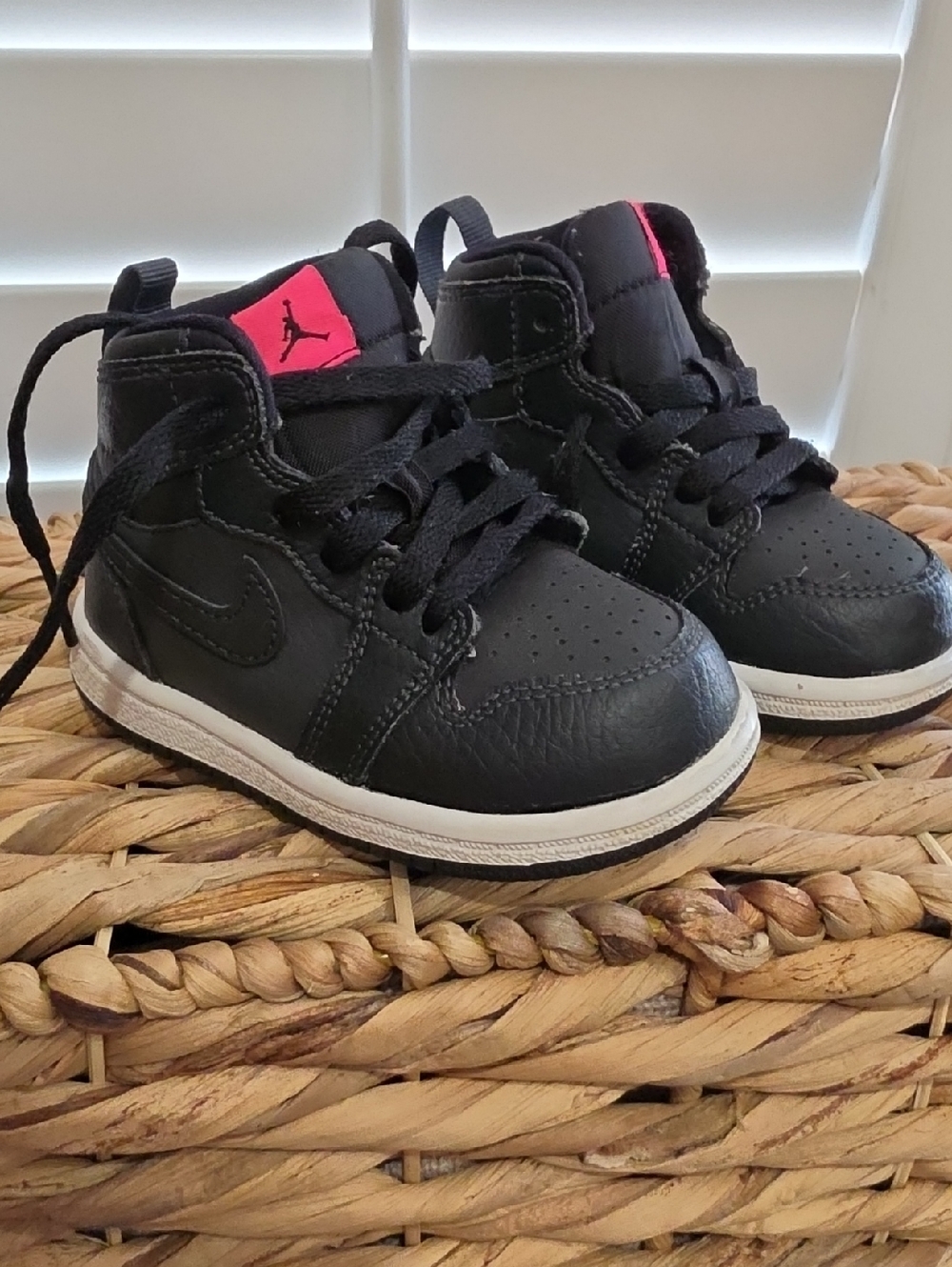 Air Jordan 1 Retro High GT Anthracite Black/Pink Toddler